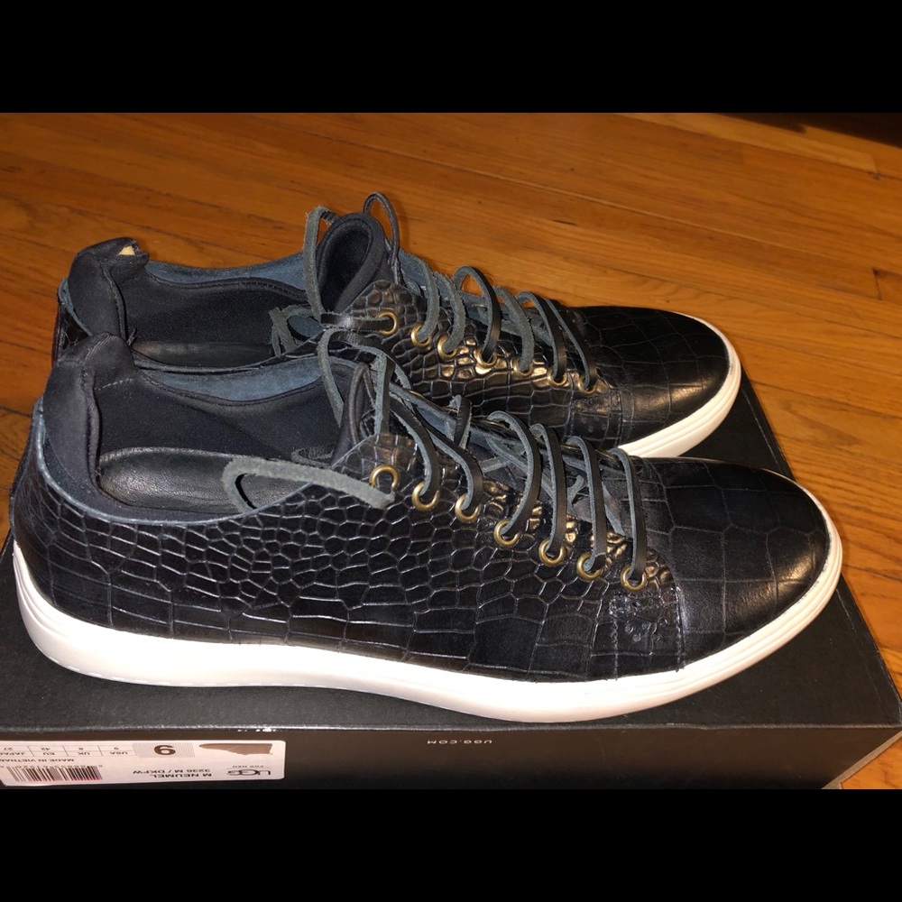 Vintage python leather sneakers
